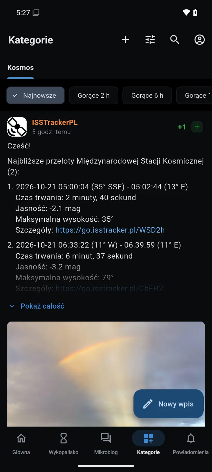 Motyw AMOLED z czarnym tłem
